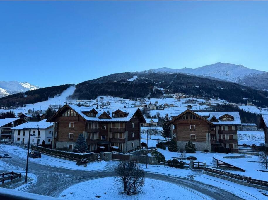 Appartamento Incantevole Con Box E Ski Room, Wi-Fi, ボルミオ エクステリア 写真